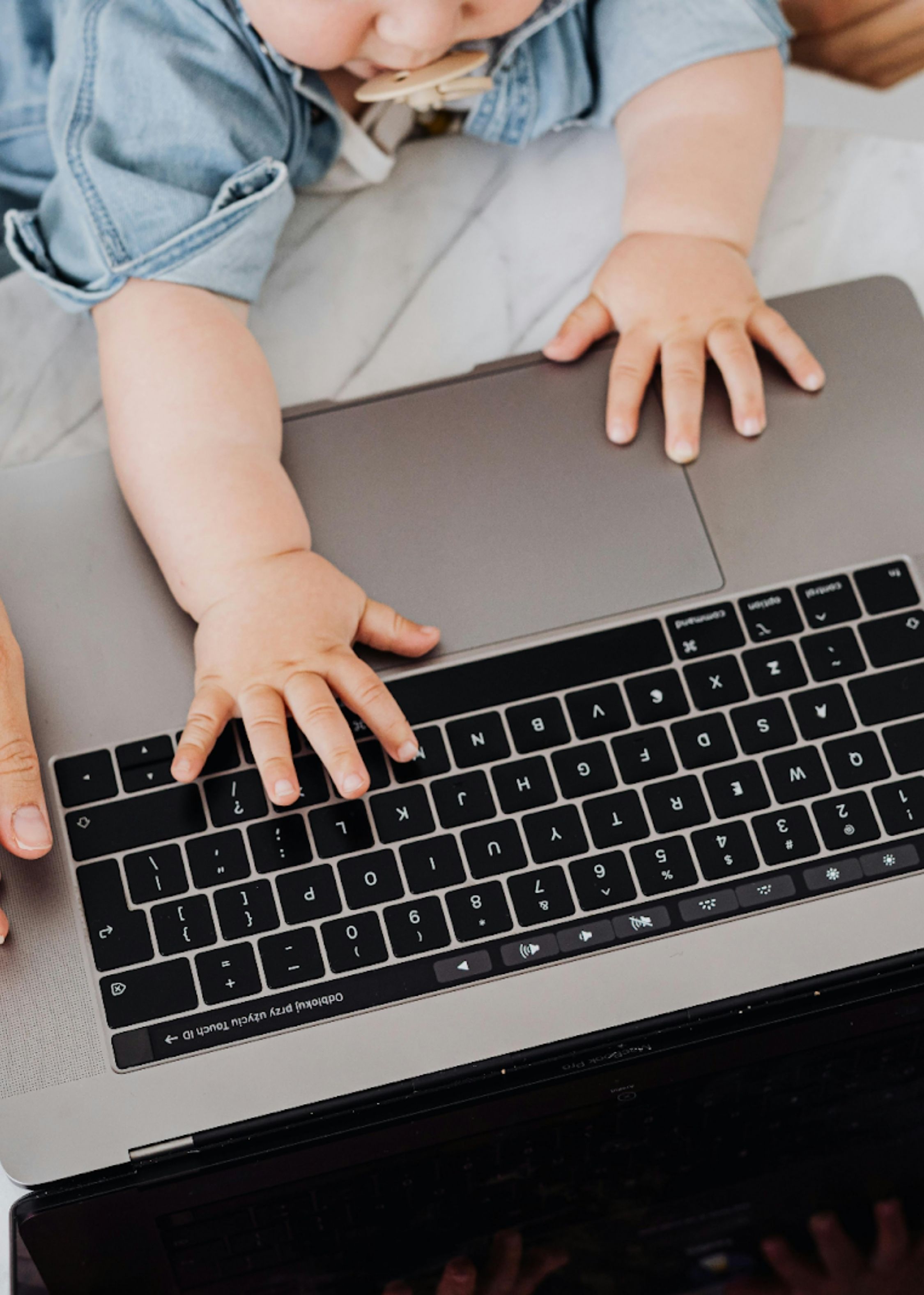 7 Tips Mengenalkan Teknologi dengan Aman pada Anak Pra-Sekolah